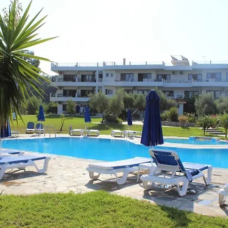 Helena Christina Aparthotel 3*