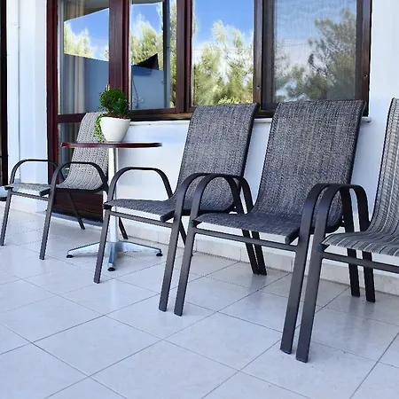 Helena Christina Aparthotel