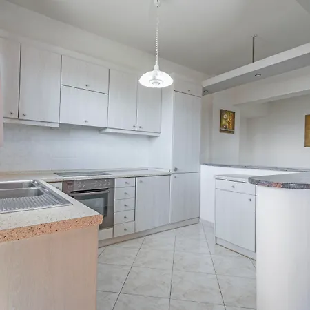 Helena Christina Hotel de apartamente Asgourou