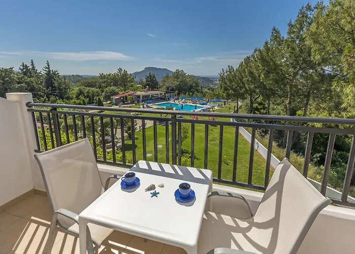 Helena Christina 3* Asgourou