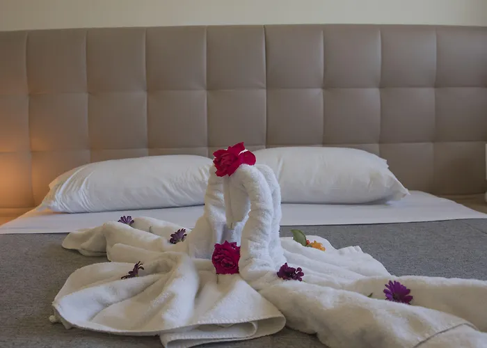 Hotel de apartamente Helena Christina Asgourou