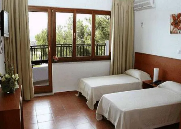 Helena Christina 3* Asgourou