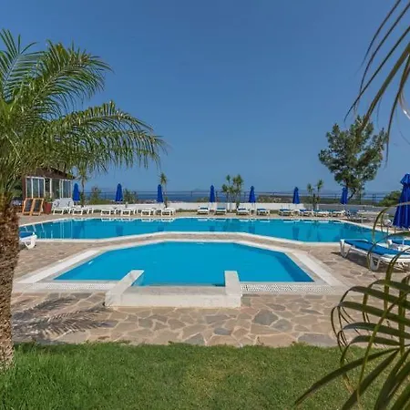 Helena Christina Aparthotel Asgourou