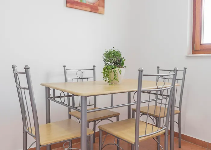 Helena Christina מלון דירות