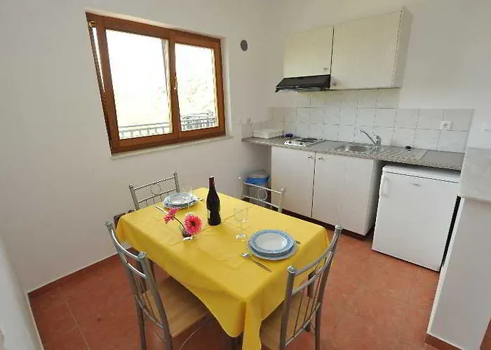 Helena Christina מלון דירות