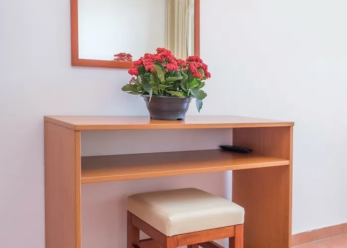 Helena Christina Appart hôtel Asgourou