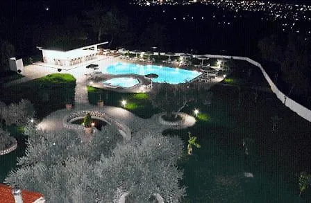 Aparthotel Helena Christina